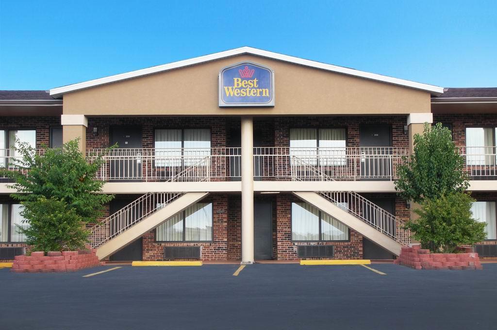 Best Western Montis Inn Сент-Роберт Экстерьер фото